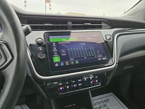 Used 2022 Chevrolet Bolt EUV Premier w/ Sun & Sound Package image 20