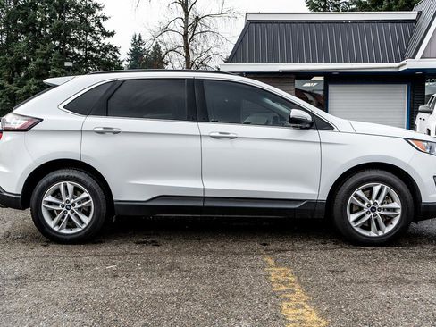 Used 2015 Ford Edge SEL image 16