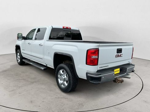 Used 2018 GMC Sierra 3500 SLT w/ Duramax Plus Package AWD/4WD image 7