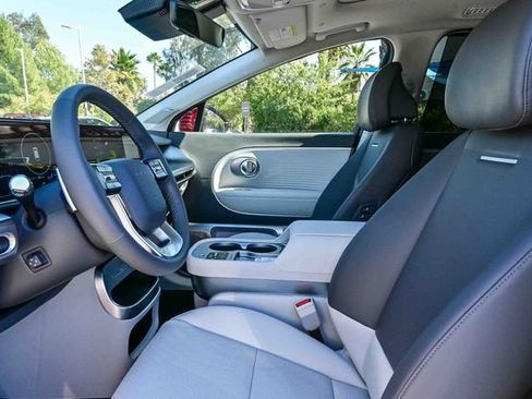 New 2026 Hyundai Ioniq 9 Limited AWD/4WD image 21