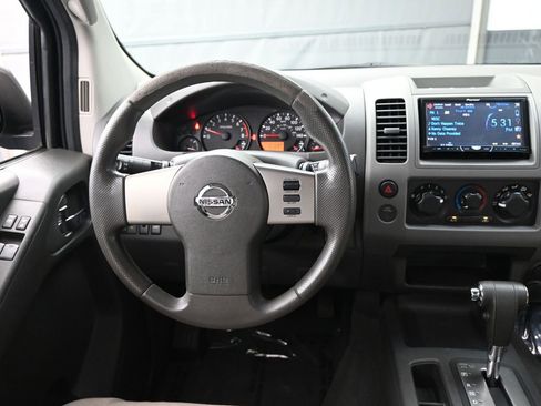 Used 2007 Nissan Frontier SE w/ SE Value Truck Pkg RWD image 10
