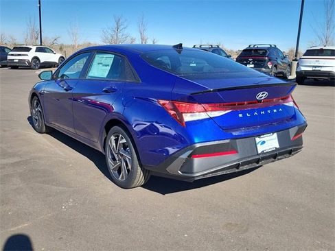 Certified 2025 Hyundai Elantra Sport image 11