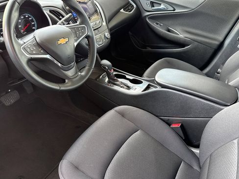 Used 2025 Chevrolet Malibu RS FWD image 5