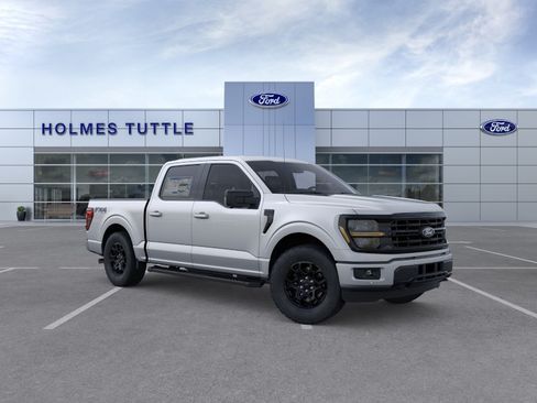 New 2026 Ford F150 XLT w/ Equipment Group 302A MID AWD/4WD image 7