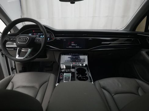 Used 2023 Audi Q7 2.0T Premium Plus AWD/4WD image 5