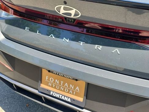 New 2026 Hyundai Elantra Sport FWD image 25