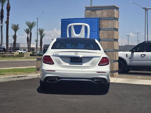 Used 2018 Mercedes-Benz E 300 image 6