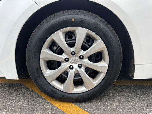 Used 2025 Toyota Corolla LE image 25