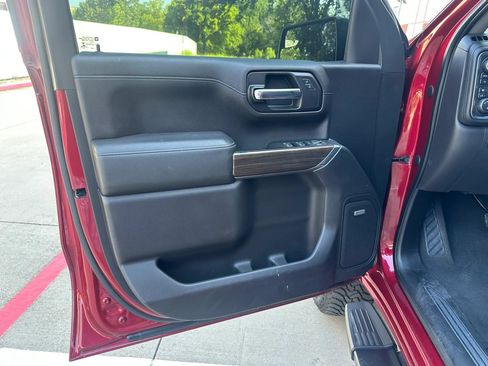 Used 2019 Chevrolet Silverado 1500 RST AWD/4WD image 18