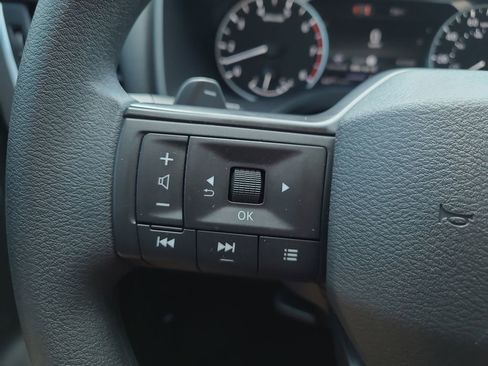 Certified 2026 Nissan Rogue S FWD image 25