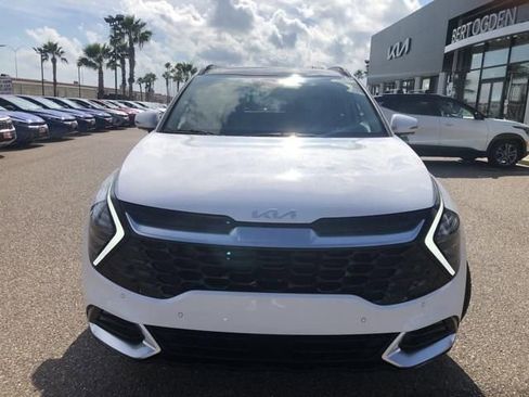 New 2025 Kia Sportage SX FWD image 2