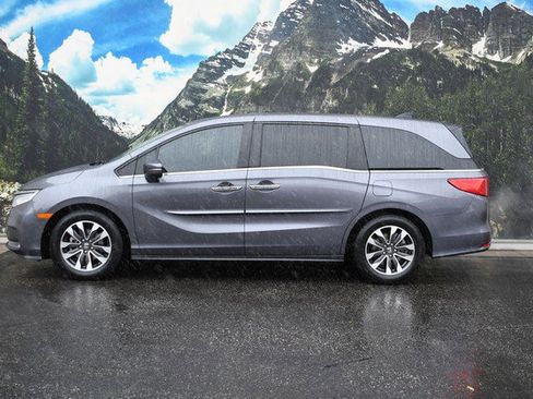 Used 2021 Honda Odyssey EX-L image 7