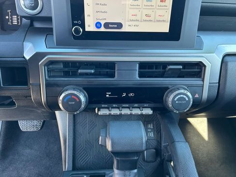 Used 2025 Toyota 4Runner SR5 image 17