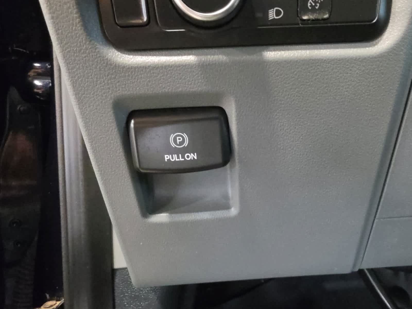 Used 2022 Ford F150 XL w/ Equipment Group 101A High RWD image 23