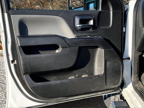 Used 2019 Chevrolet Silverado 2500 W/T w/ WT Convenience Package image 15