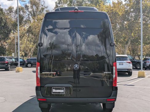 New 2026 Mercedes-Benz Sprinter 2500 image 3