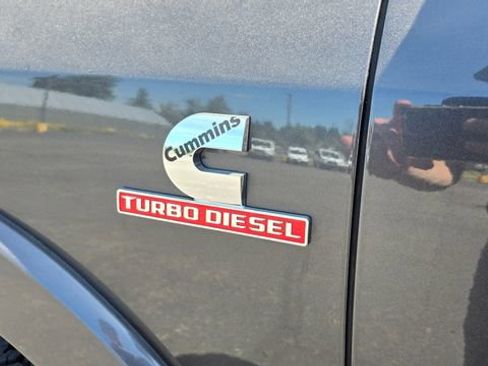 Used 2022 RAM 2500 Laramie image 13