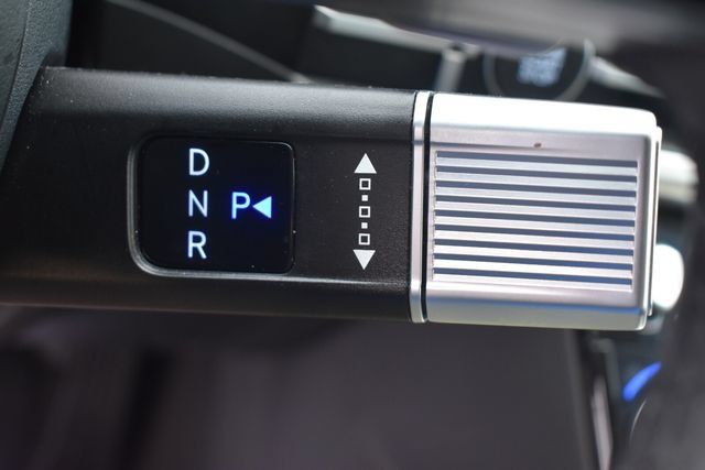 Used 2024 Hyundai Santa Fe SEL FWD image 25