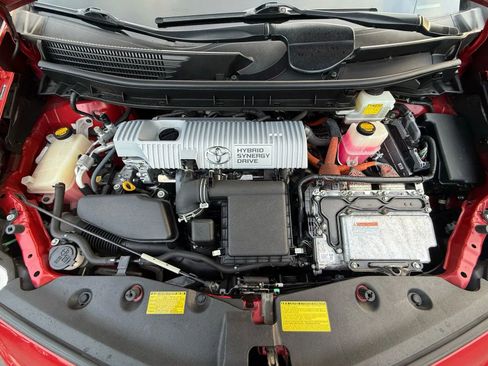 Used 2012 Toyota Prius V Three image 27