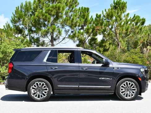 Used 2023 GMC Yukon Denali Ultimate AWD/4WD image 36