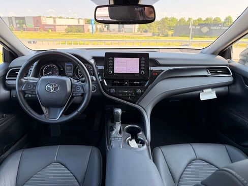 Used 2023 Toyota Camry SE w/ Convenience Package FWD image 26