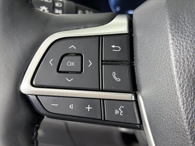 Used 2024 Toyota Highlander Platinum FWD image 27