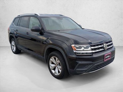 Used 2019 Volkswagen Atlas S FWD image 3