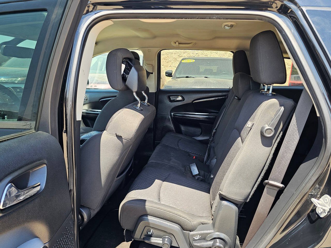 Used 2018 Dodge Journey SE w/ Blacktop Package FWD image 9