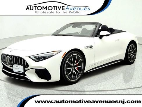 Used 2023 Mercedes-Benz SL 55 AMG 4MATIC image 1