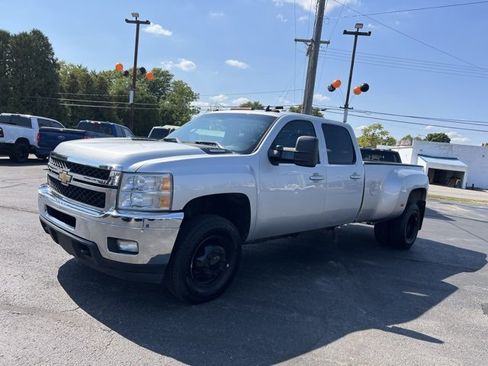Used 2011 Chevrolet Silverado 3500 LTZ w/ LTZ Plus Package image 16