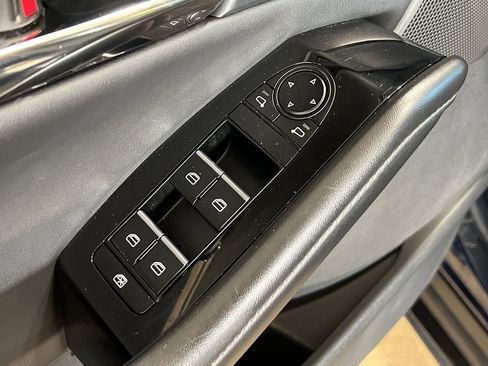 Used 2025 MAZDA CX-30 AWD 2.5 S w/ Preferred Package image 10