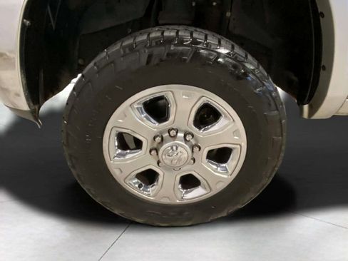 Used 2014 RAM 2500 Laramie image 13