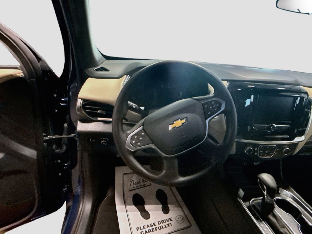 Used 2023 Chevrolet Traverse LS w/ Safety Package AWD/4WD image 12