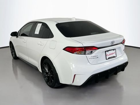 Used 2025 Toyota Corolla SE FWD image 9
