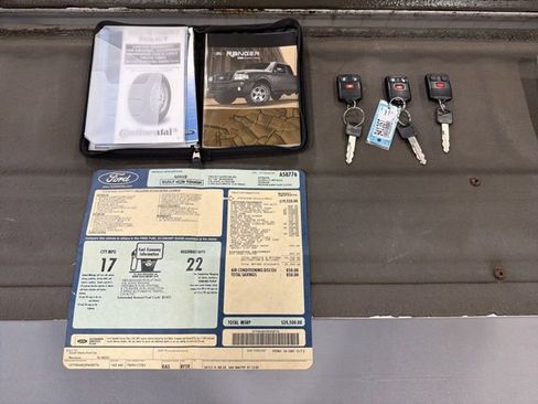 Used 2005 Ford Ranger XLT image 32