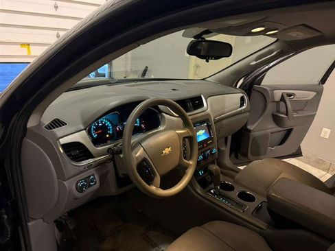 Used 2016 Chevrolet Traverse LS AWD/4WD image 12
