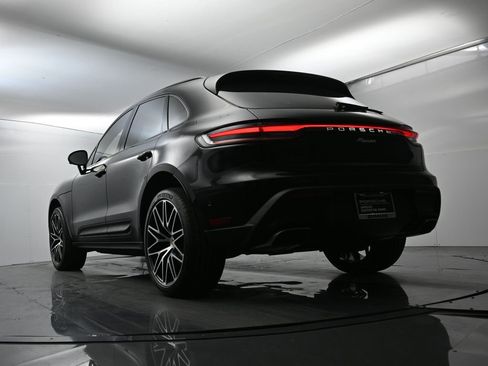 Used 2025 Porsche Macan image 51