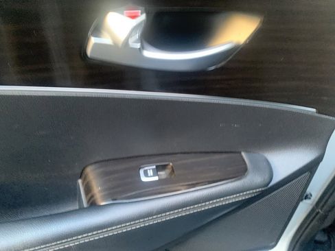 Used 2020 Kia Sorento S image 18