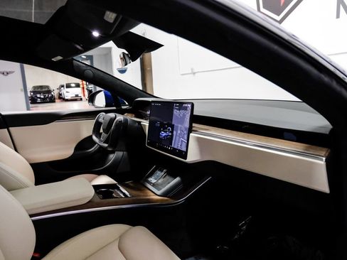 Used 2023 Tesla Model S Standard Range image 15