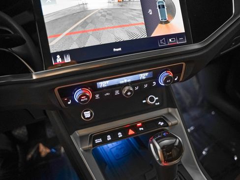 Used 2023 Audi Q3 2.0T Premium Plus w/ Premium Plus Package image 22