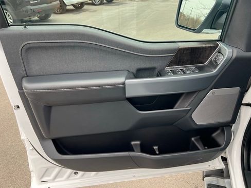 Used 2023 Ford F150 Lariat image 15