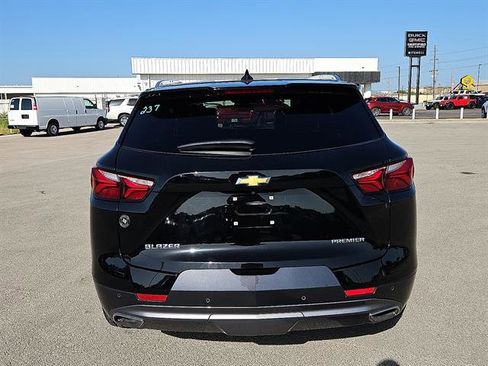 Used 2022 Chevrolet Blazer Premier image 4