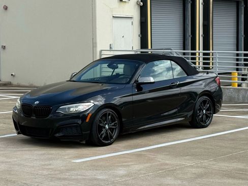 Used 2016 BMW M235i Convertible RWD image 7