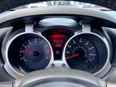Used 2017 Nissan Juke SL FWD image 25