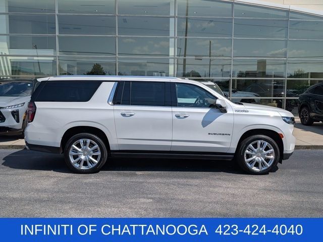 Used 2024 Chevrolet Suburban High Country w/ Advanced Technology Package AWD/4WD image 8