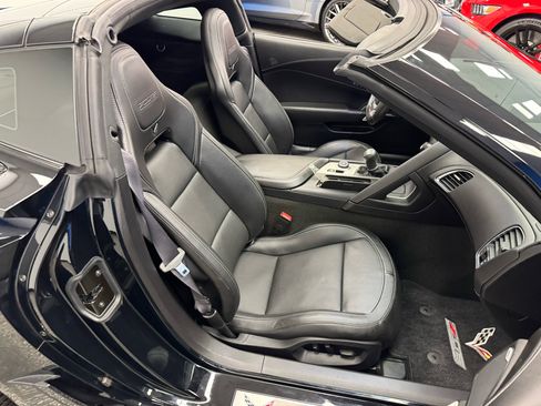Used 2016 Chevrolet Corvette Z06 w/ 2LZ Preferred Equipment Group image 15