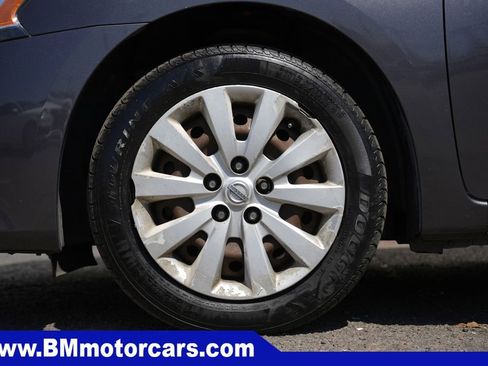 Used 2015 Nissan Sentra SV FWD image 13