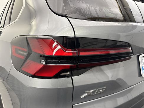 New 2026 BMW X5 xDrive50e image 19