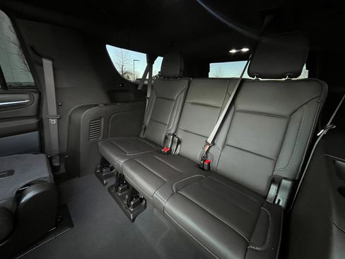 Used 2024 GMC Yukon XL Denali image 49