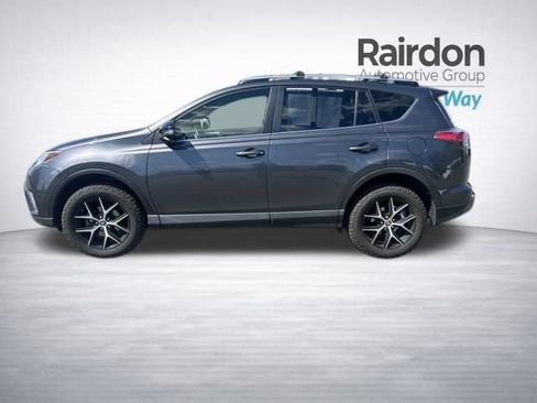 Used 2017 Toyota RAV4 SE w/ Power Extra Value Package AWD/4WD image 4